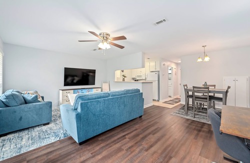 Enterprise House | Chillin' at Foxchase 2BR/2.5BA