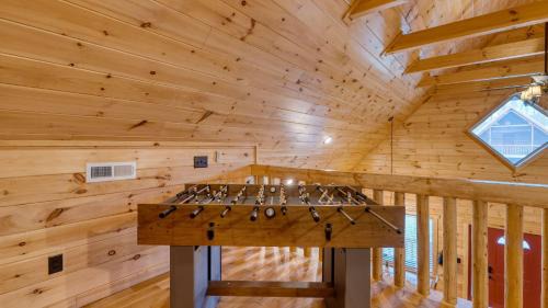White Oak Lodge House | Chill’n in the Smokies by AvantStay