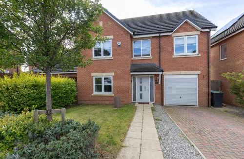 Rushyford House | Chilton View - 4 Bed 2 Bath Luxury Home in County Durham