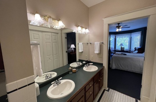 Ouray Bed & Breakfast | China Clipper Inn