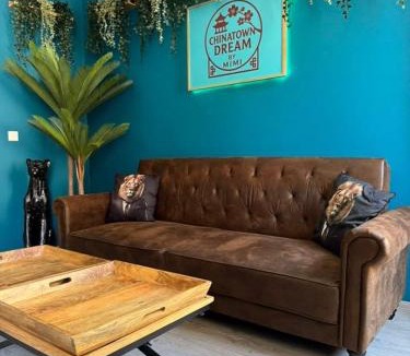 Paroisse Notre-Dame Apartment | CHINATOWN DREAM By MIMI