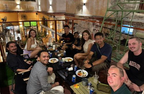 Chinatown Hostel | Chinatown Hostel by Mingle - Rooftop Private Jacuzzi with Bar