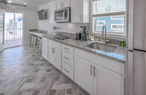 Chincoteague House | Chincoteague Bay RV Resort & Cottages