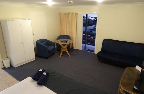Chinderah Hotel | Chinderah Motel