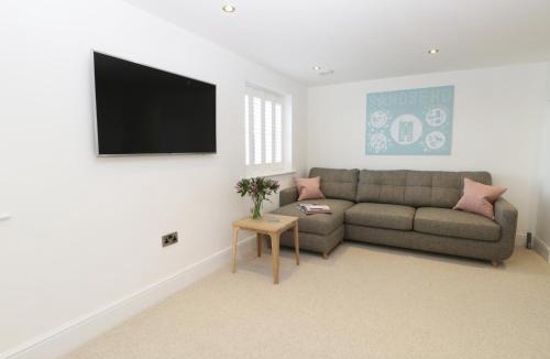 Sandsend House | Chine Cottage