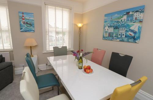 Westbourne House | Chine Heights