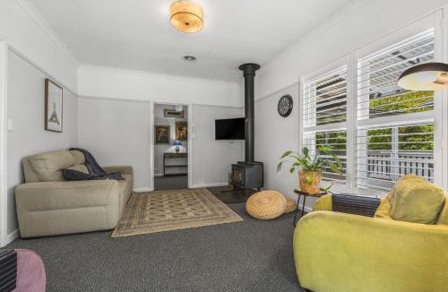 Wandiligong House | Chinese Whispers