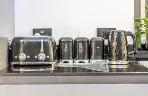 Endlebury Apartment | Chingford Manor