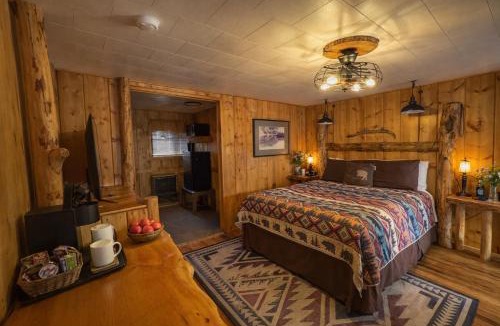 Dubois Cabin | Chinook Winds Lodge
