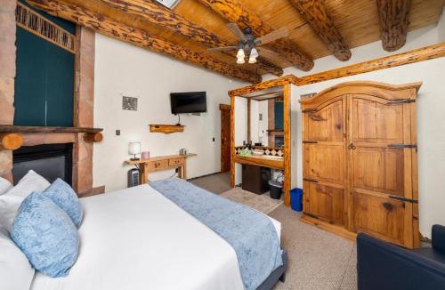 Solar Ranch Resort | Chipeta Lodge