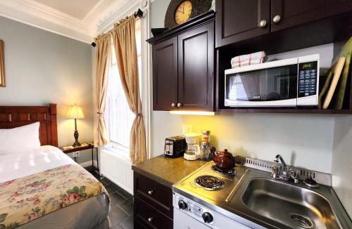 Saint John Apartment | Chipman Hill Suites - Pratt House