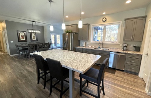 Spring Brook House | Chipper Inn @ Spring Brook Resort