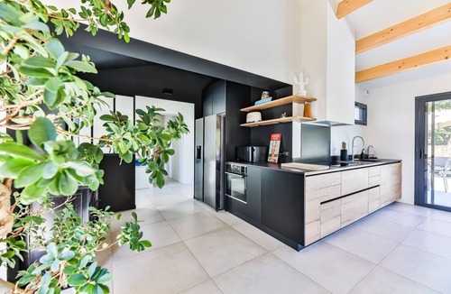 Bois-de-Cene House | Chiron Reculeau - Piscine - Wifi