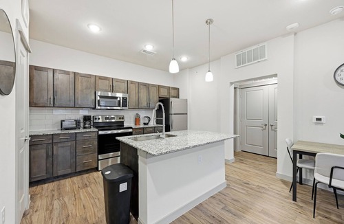 Cleburne Apartment | Chisholm Trace 1236 I Spacious 1 Bed 1 Bath