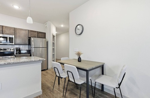 Cleburne Apartment | Chisholm Trace 327 | Relaxing 2BD 2BA