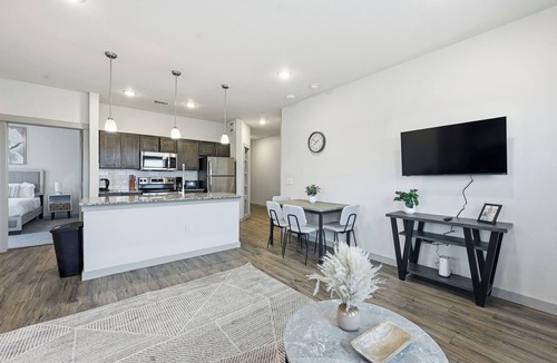 Cleburne Apartment | Chisholm Trace 812 | Perfect 2BD 2BA