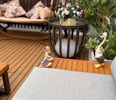 Chiswick House | Chiswick Waterfront Retreat