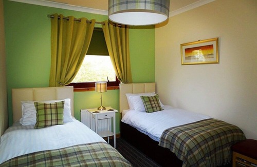 Mallaig Hotel | Chlachain Inn