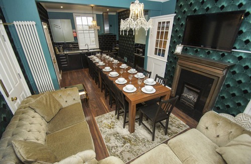 Brighton City Centre House | Chocolate Box Central by Brighton Holiday Lets