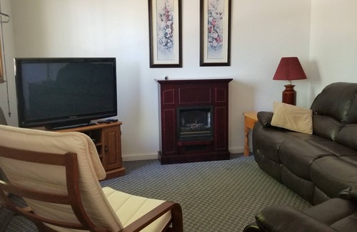 Edgetts Landing Cottage | Chocolate River Cottages - Chocolate River 2 Bedroom Cottage #1
