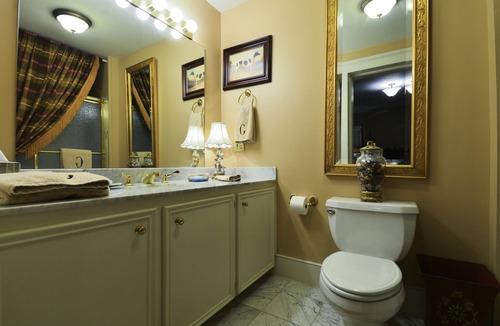 Natchez Bed & Breakfast | Choctaw Hall Bed and Breakfast