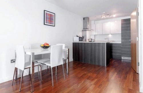 Wimbledon Apartment | Chorus - 1 bedroom apartment