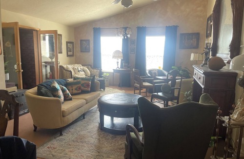 Ranchito House | Chris's Country Charmer with Southwest Style located in the Heart Beat of NM
