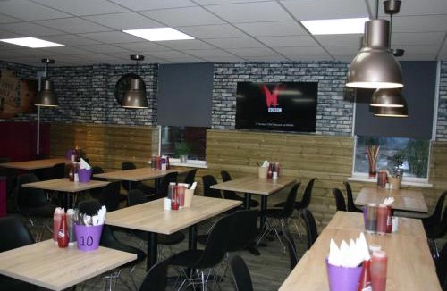 Lacey Green Hotel | Chris's Motel