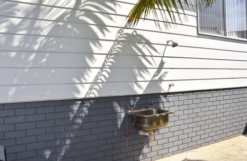 Hat Head House | Chriscliffs Hat Head