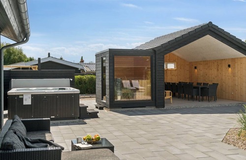 Store Kongsmark House | "Christian" - 600m from the sea by Interhome