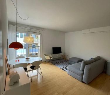 Christianshavn Apartment | Christianshavn finest with balcony