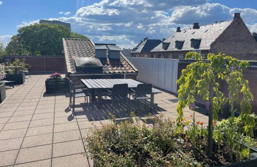 Christianshavn Apartment | Christianshavn finest with balcony