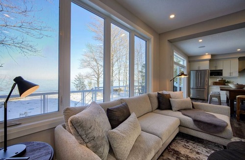 Meaford House | Christie Beach 3 Bedroom Vacation Home