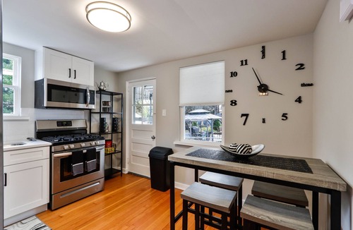 Bethlehem House | Christmas City Cottage