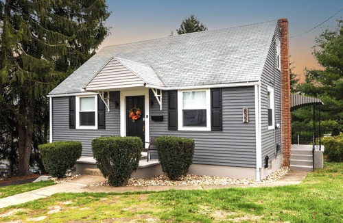 Bethlehem House | Christmas City Cottage