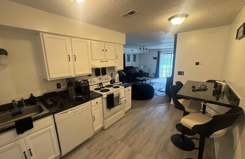 Rotterdam Apartment | Christmas Romantic Escape @ Elegance Escape