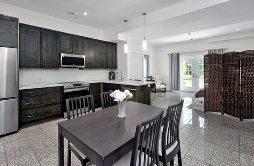 Craigleith Apartment | Christmas Season Getaway in Blue Mountains