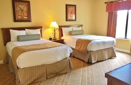 Lake Buena Vista Resort | Christmas time at Disney