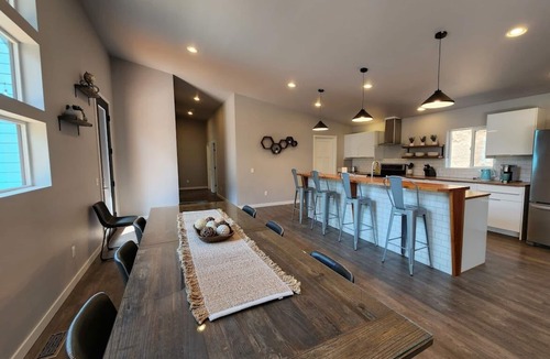 Bellingham House | Chuckanut Mountain Retreat