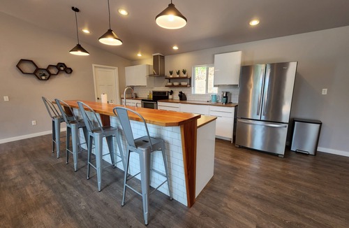 Bellingham House | Chuckanut Mountain Retreat