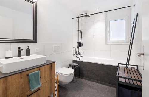 Adelboden Apartment | Chuenislodge1 Neu, grosse Terrasse & Designerofen, prächtige Aussicht