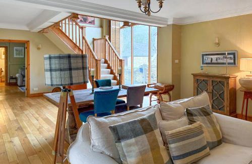 Cold Brayfield House | Church Barn