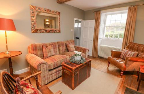 Bakewell House | Church Cottage