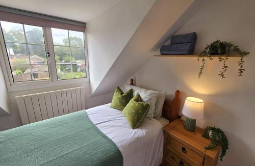 Halstead House | Church Cottage