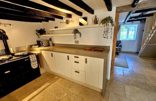 Halstead House | Church Cottage