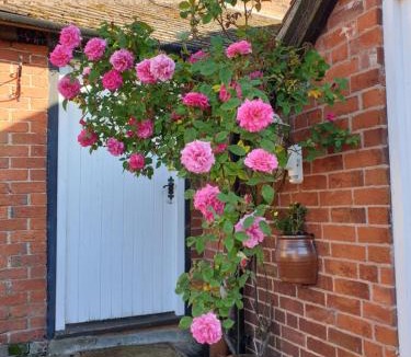 Bickenhill House | Church Farm Accommodation