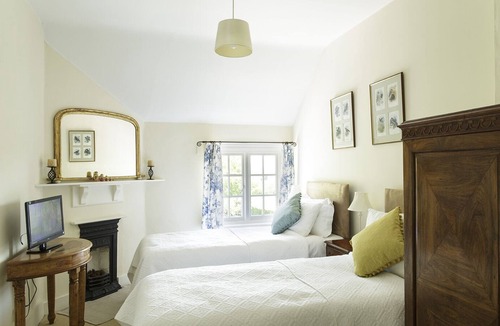 Sutton Maddock Bed & Breakfast | Church Farm B&B