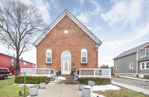 Lowbanks House | Church On The Lake