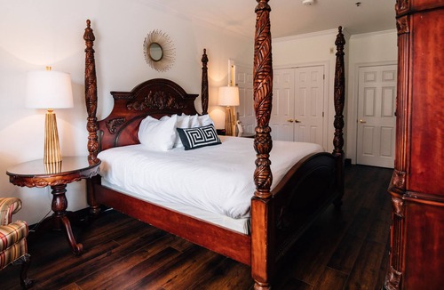 Downtown Historic Hotel | Church Street Inn
