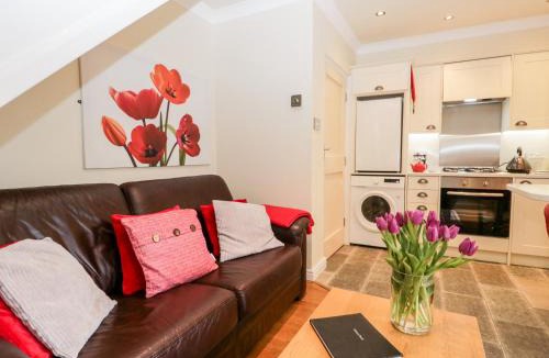 Ambleside House | Church View